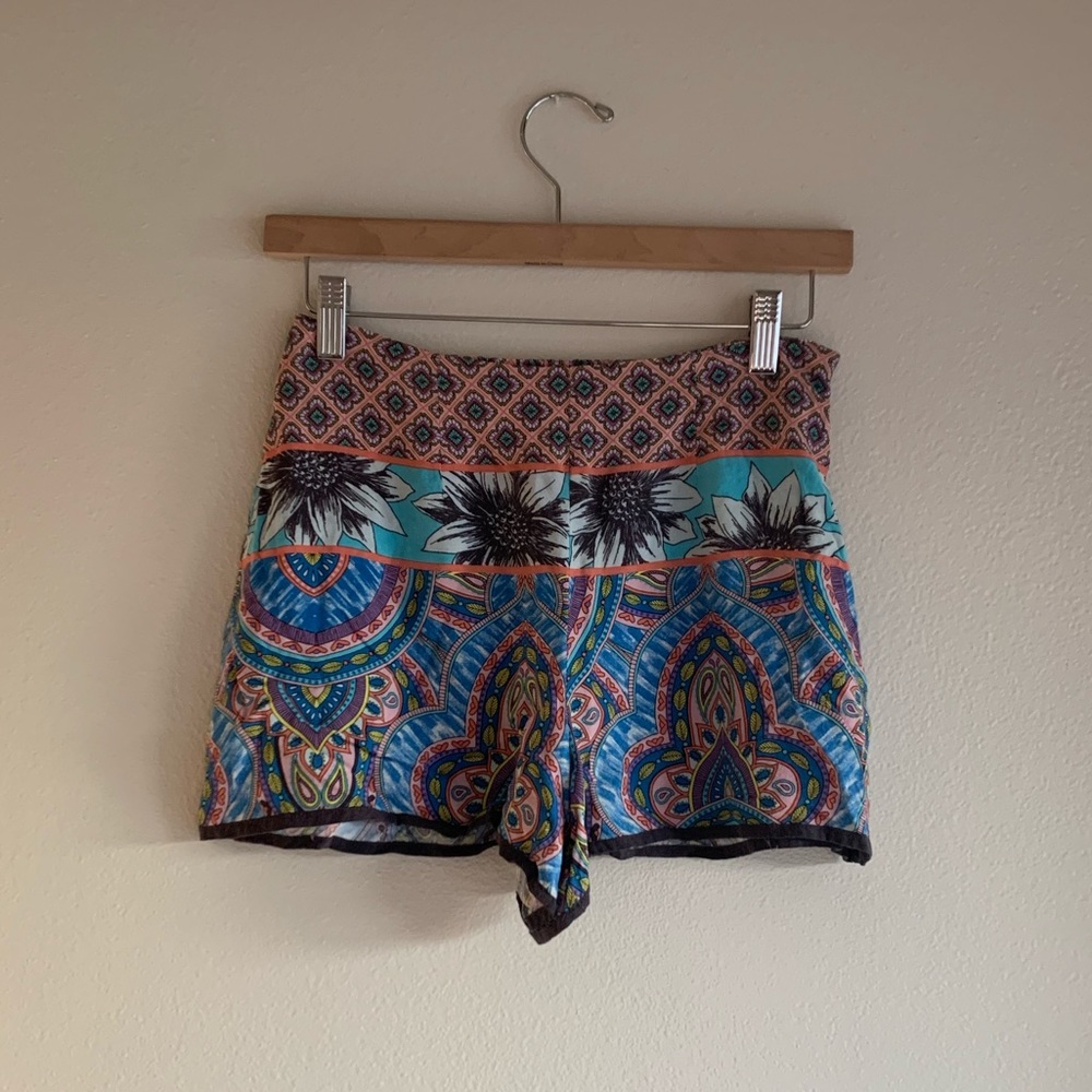 Flowy shorts
